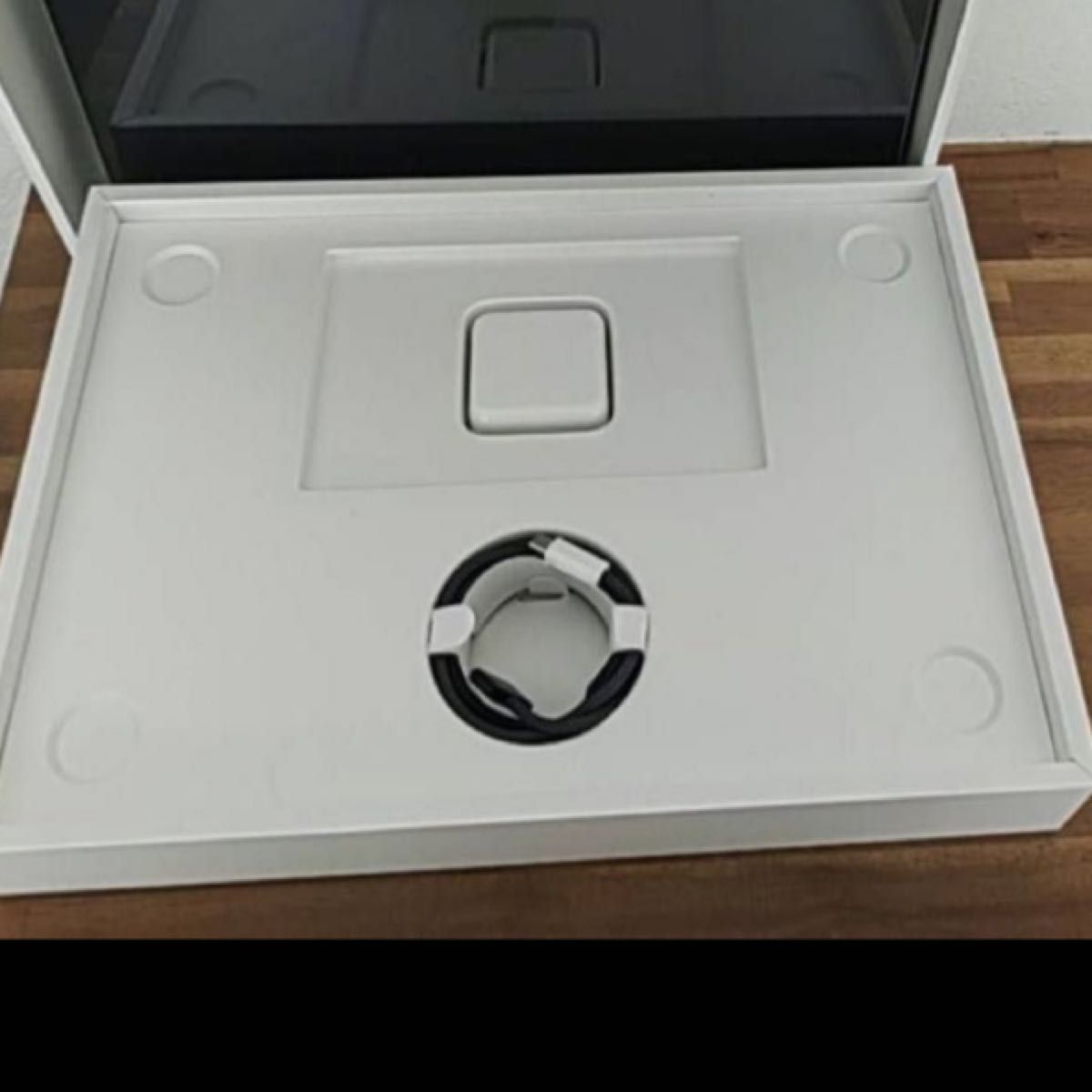 超美品】MacBook Air M2 512GB /8C CPU /10C GPU 人気色 超美品】MacBook Air M2 512GB /8C CPU /10C GPU 人気色
