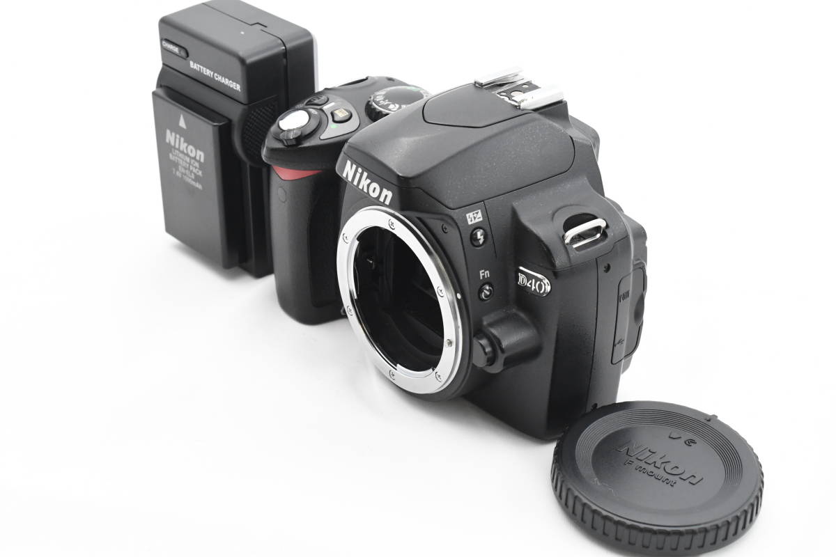 Nikon ニコン Nikon D40 デジタル一眼カメラボディ (t6566)