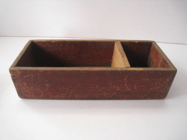 レトロ　味のある木箱　木製の小物入れ　古材　サイズ：約25×10.5×H6.5㎝/22N2.1-30_画像2