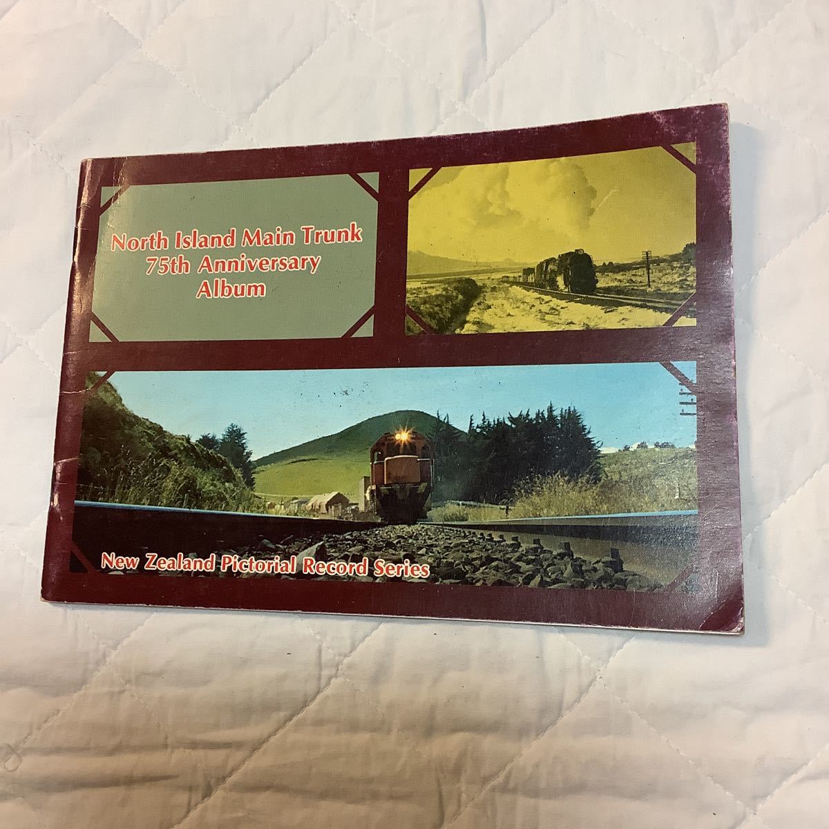 《S2》洋書　ニュージーランド北島の鉄道 North Island Main Trunk 75th Anniversary Album_画像1