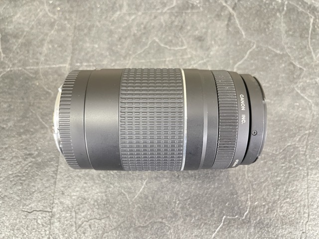 キャノン ズームレンズ 【中古】CANON ZOOM LENS EF 75-300m 1:4-5.6 3 ケースおまけ カメラ用品 黒/65294の画像6