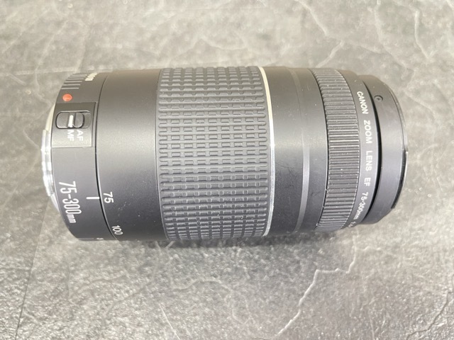 キャノン ズームレンズ 【中古】CANON ZOOM LENS EF 75-300m 1:4-5.6 3 ケースおまけ カメラ用品 黒/65294の画像7