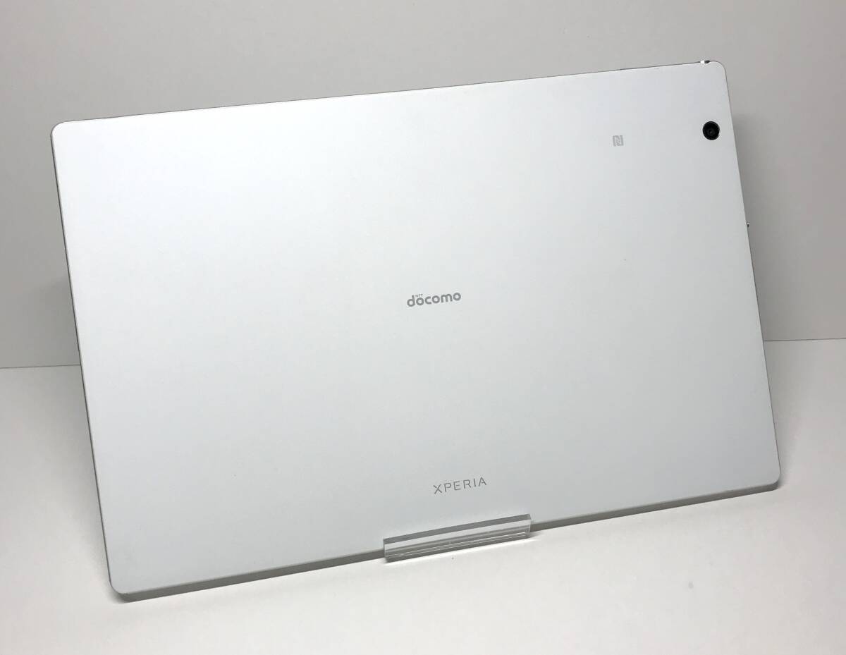中古良品 SONY Xperia Z4 Tablet docomo SO-05G ホワイト SIMロック解除済 10.1インチ バッテリー良好_画像2