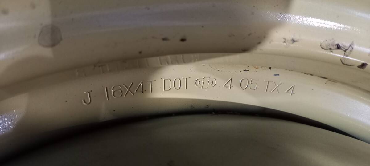 ★未使用 トヨタ 純正 2005年 ダンロップ 125/70D16 96M スペア テンパー タイヤ 16×4T 4H PCD100 ハブ径54mm ホイール★個人宅配達不可_画像3