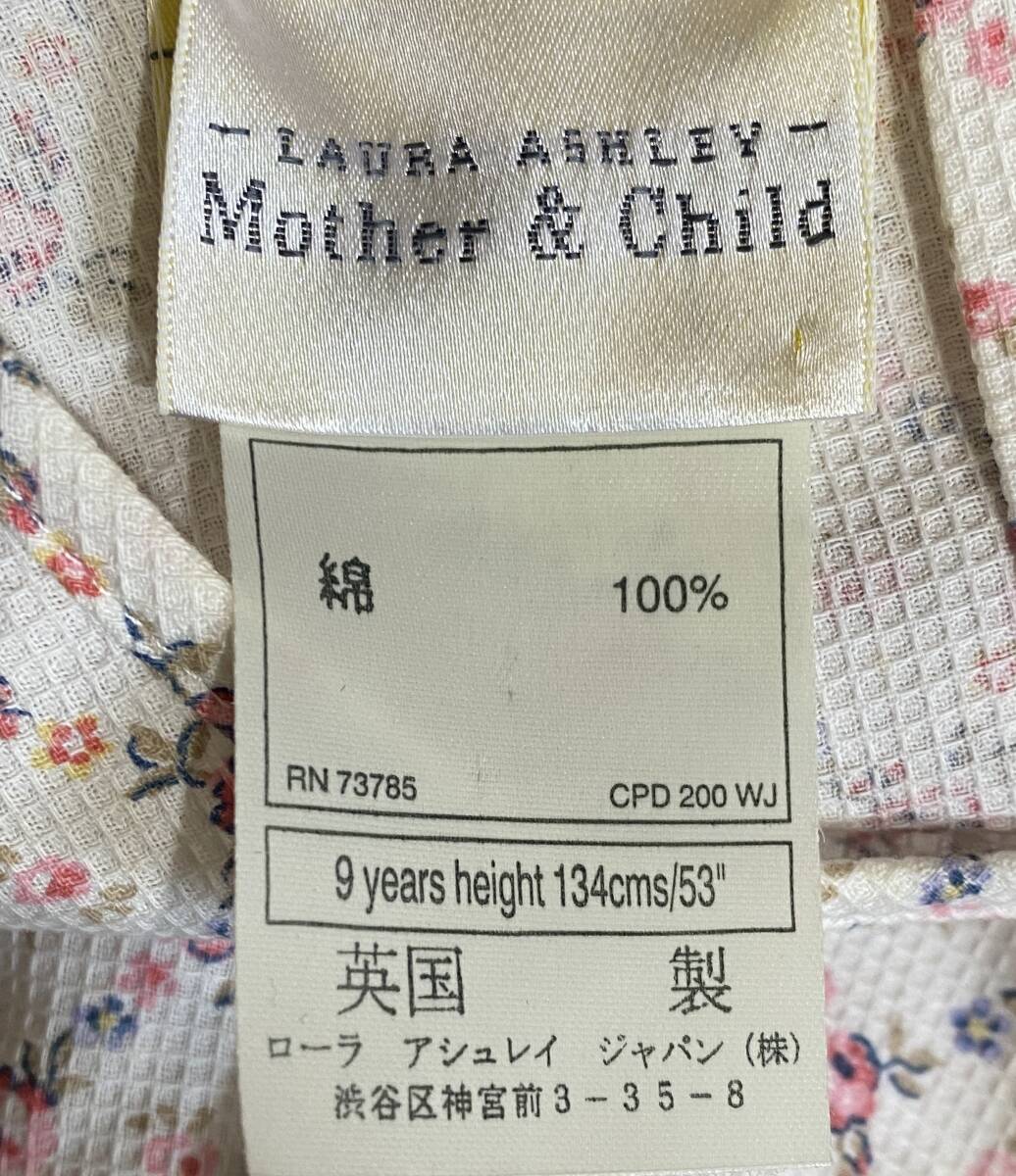 ▼ 英国製 LAURA ASHLEY キッズ ガーリー リボン ロングワンピース ノースリーブ 小花柄 総柄 ピンク 白 ホワイト 9 years height 134cm_画像8