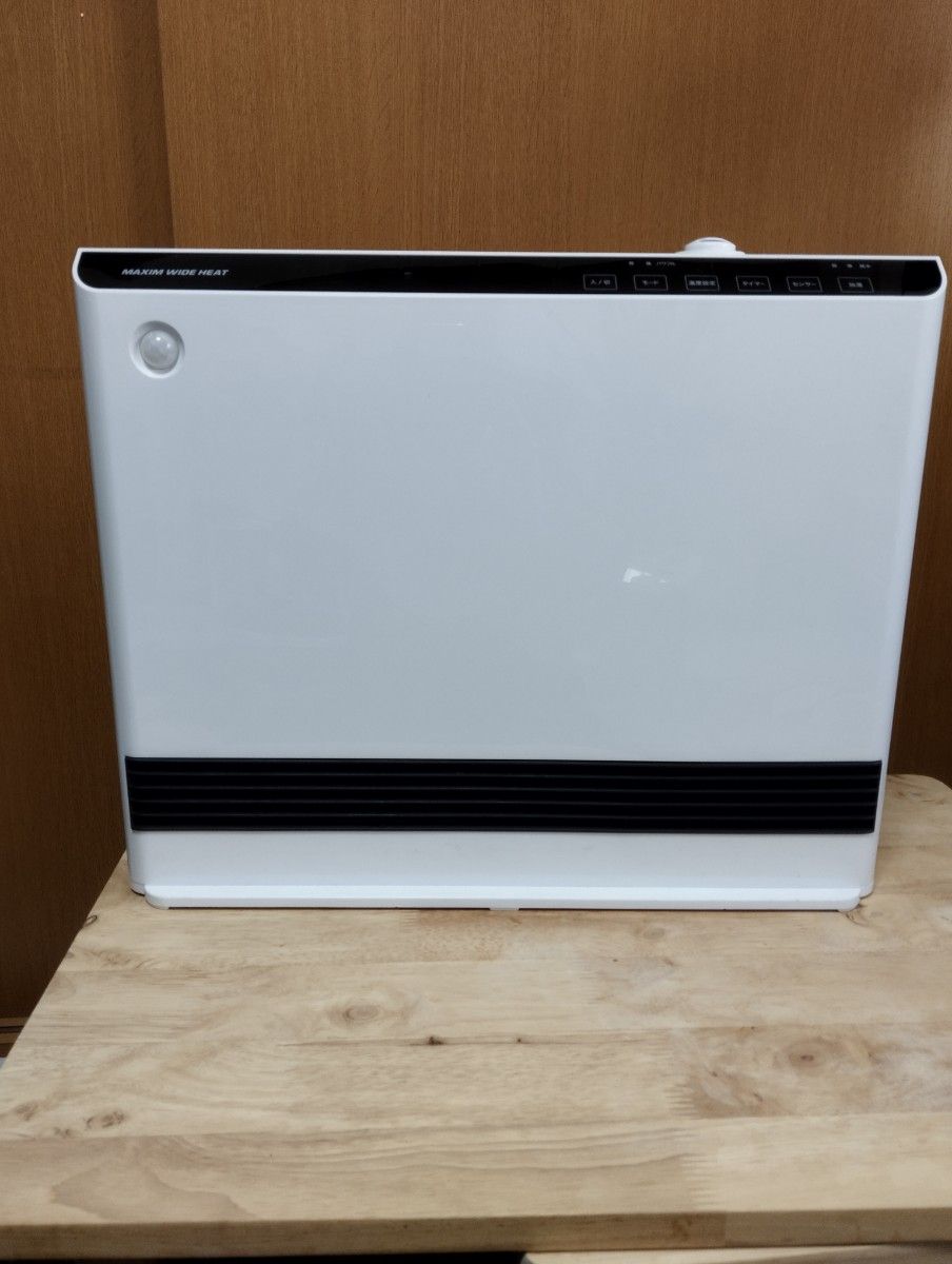 タンスのゲン ヒーター 加湿機能付き 人感＆室温 Ｗセンサー 速暖1200Ｗ セラミックヒーター 最大7畳 ・本体のみ。