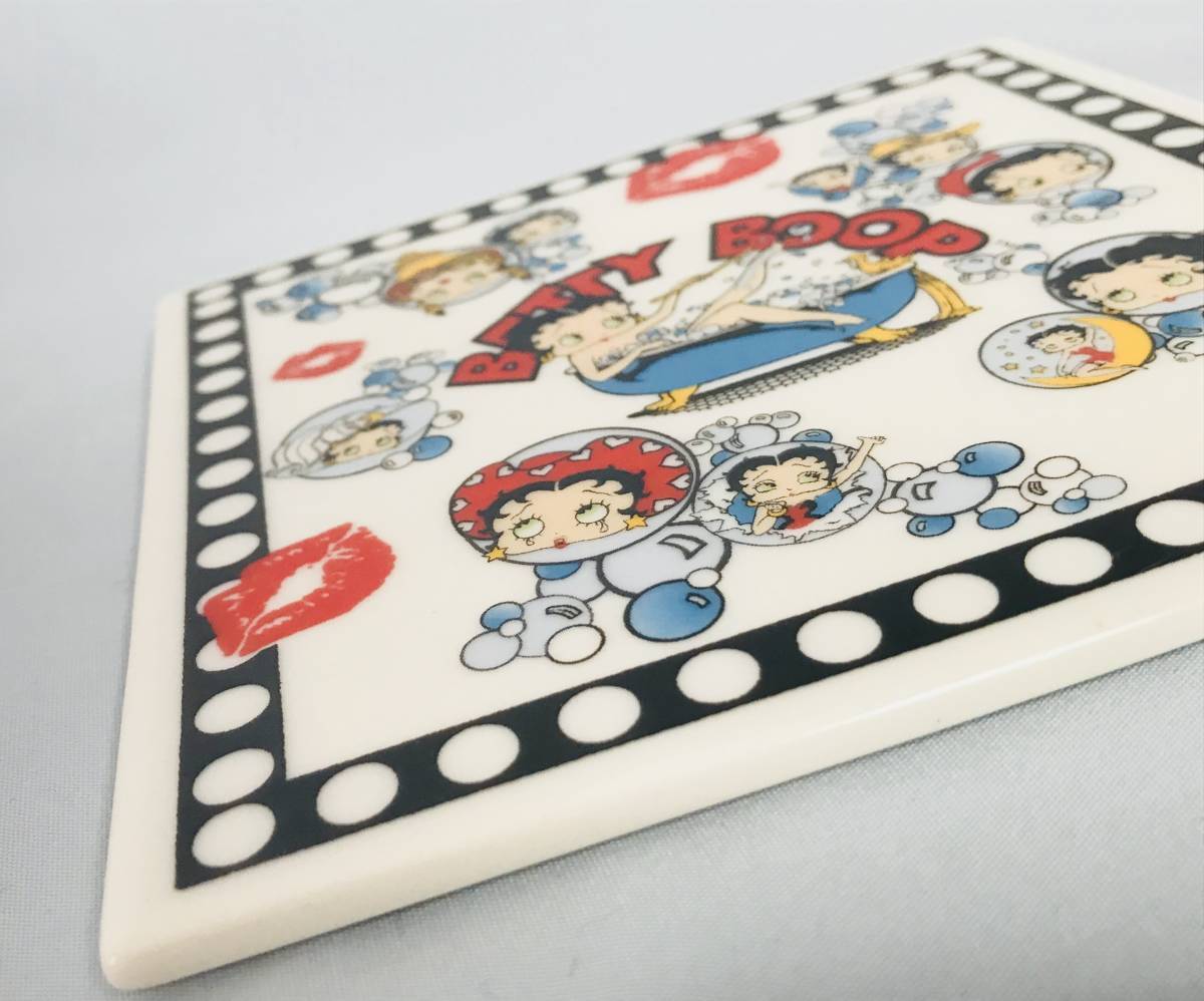 ビンテージ　★　ベティちゃん　　Betty Boop　　鍋敷き★　アメリカで入手　（新品）_画像2