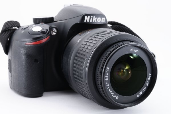 ADS3063★ 超美品 ★ ニコン Nikon D3200 with AF-S DX VR 18-55mm F3.5-5.6G 撮影枚数 6222枚の画像4