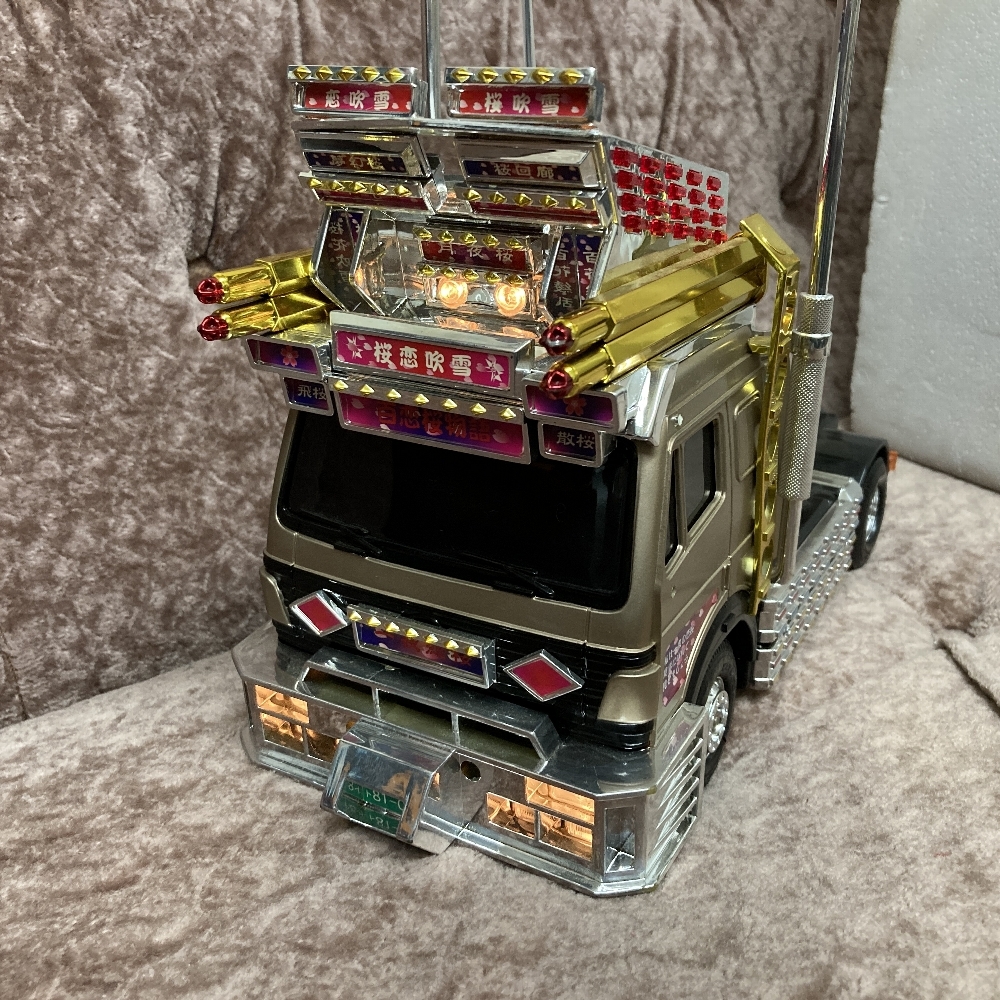 Yahoo!オークション - 【K12】ジャンク RC 竜凰丸 デコトラ Yahoo!オークション - 【K12】ジャンク RC 竜凰丸 デコトラ