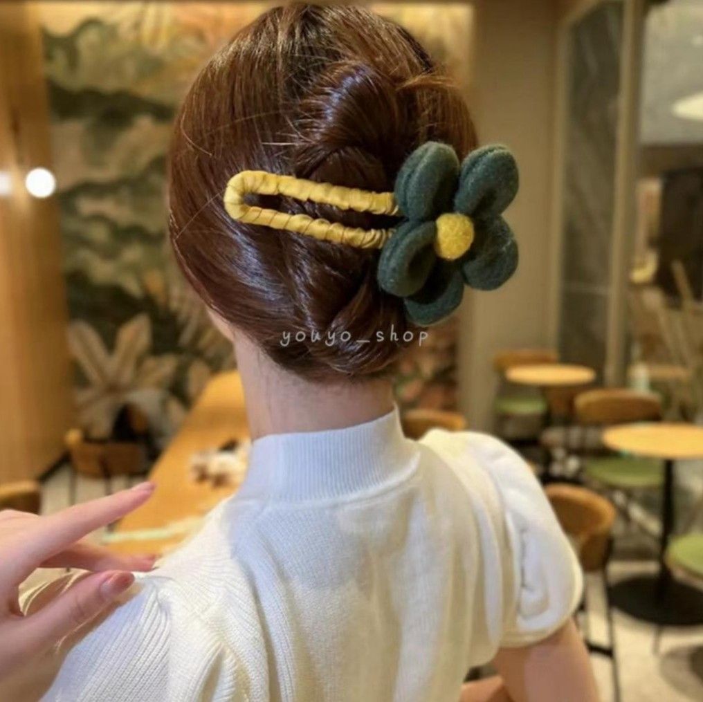 ヘアクリップ　花 レディース 女性 ヘアアクセサリー 髪飾り まとめ髪 ヘアアレンジ フラワー 花 大きめ 華やか おしゃれ