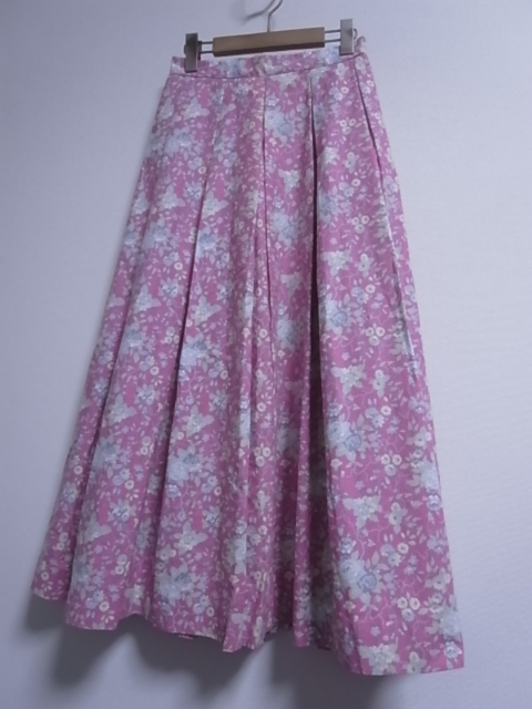 U2/112★美品★ローラアシュレイ LAURA ASHLEY ピンク系色×バラ柄 ロング プリーツスカート Made in Great Britain イギリス製☆UK10_画像2