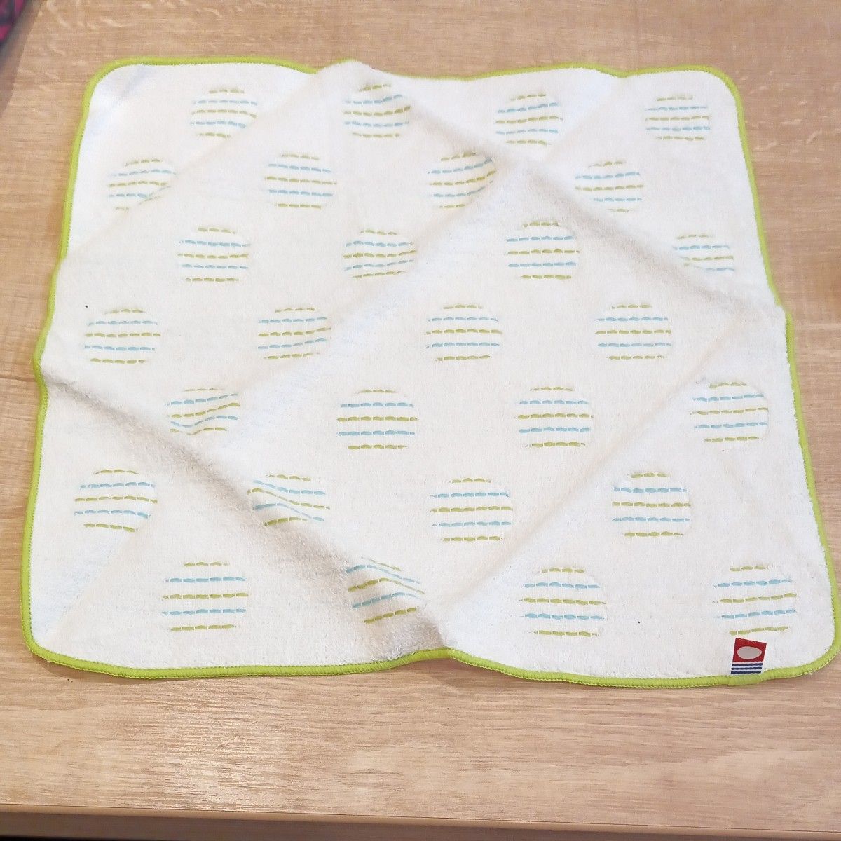 今治いまばり高品質タオルフェイスタオル日本製綿100ハンカチ3枚セット旅行ハンドタオル台布巾お手拭きなど多用途可能男女兼用春色緑