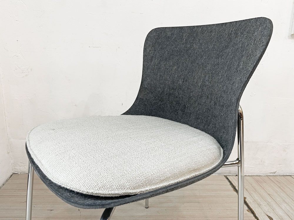 ★ リーンロゼ ligne roset エットリアーノ チェア Ettoriano Chair ダイニングチェア フェルト生地 スチールベース ミニマルデザイン B_画像5