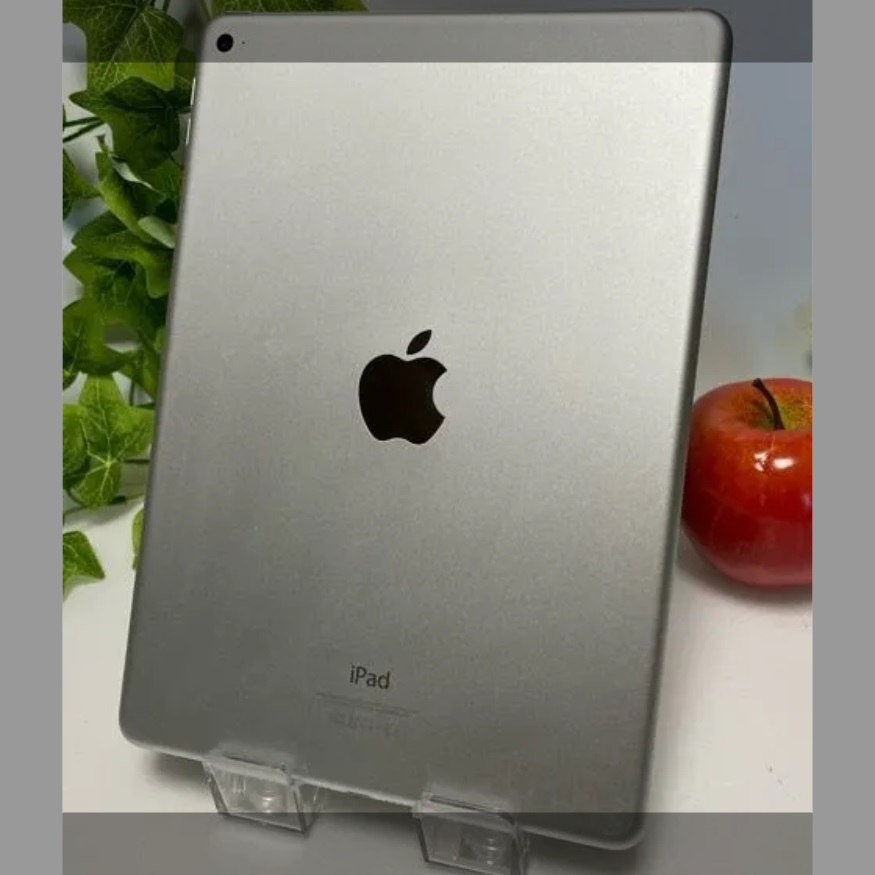 美品☆ 第2世代 iPad Air 2 Wi-Fiモデル 64GB MGKM2J/A [シルバー] バッテリー正常 アクティべージョンロック解除済 S14_画像3