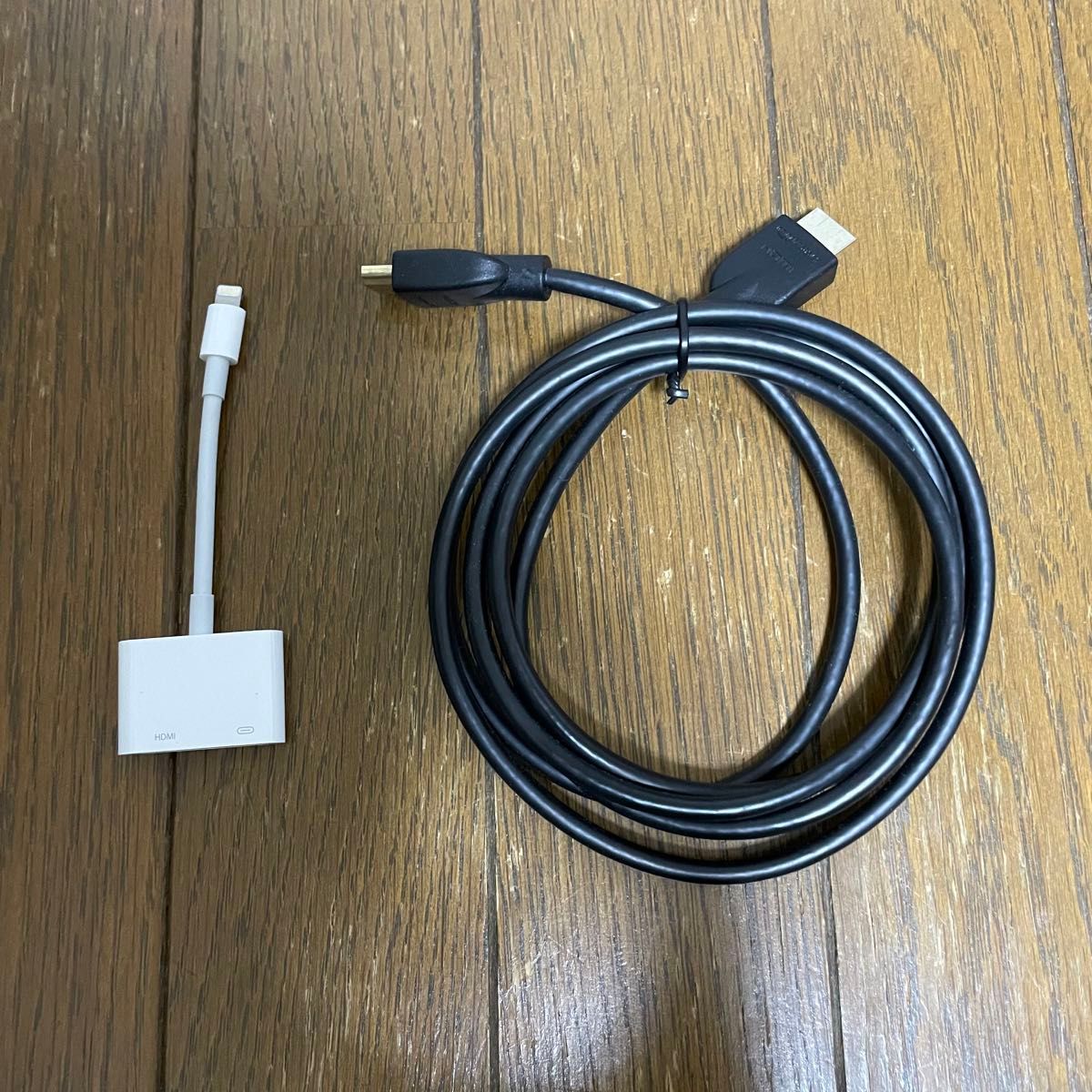 Apple Lightning-Digital AVアダプタ A1438 純正品&AmazonベーシックのHDMIケーブル