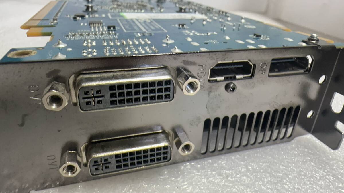 B2144 中古良品ビデオカード　　Radeon-HD5870 動作確認済・_画像3