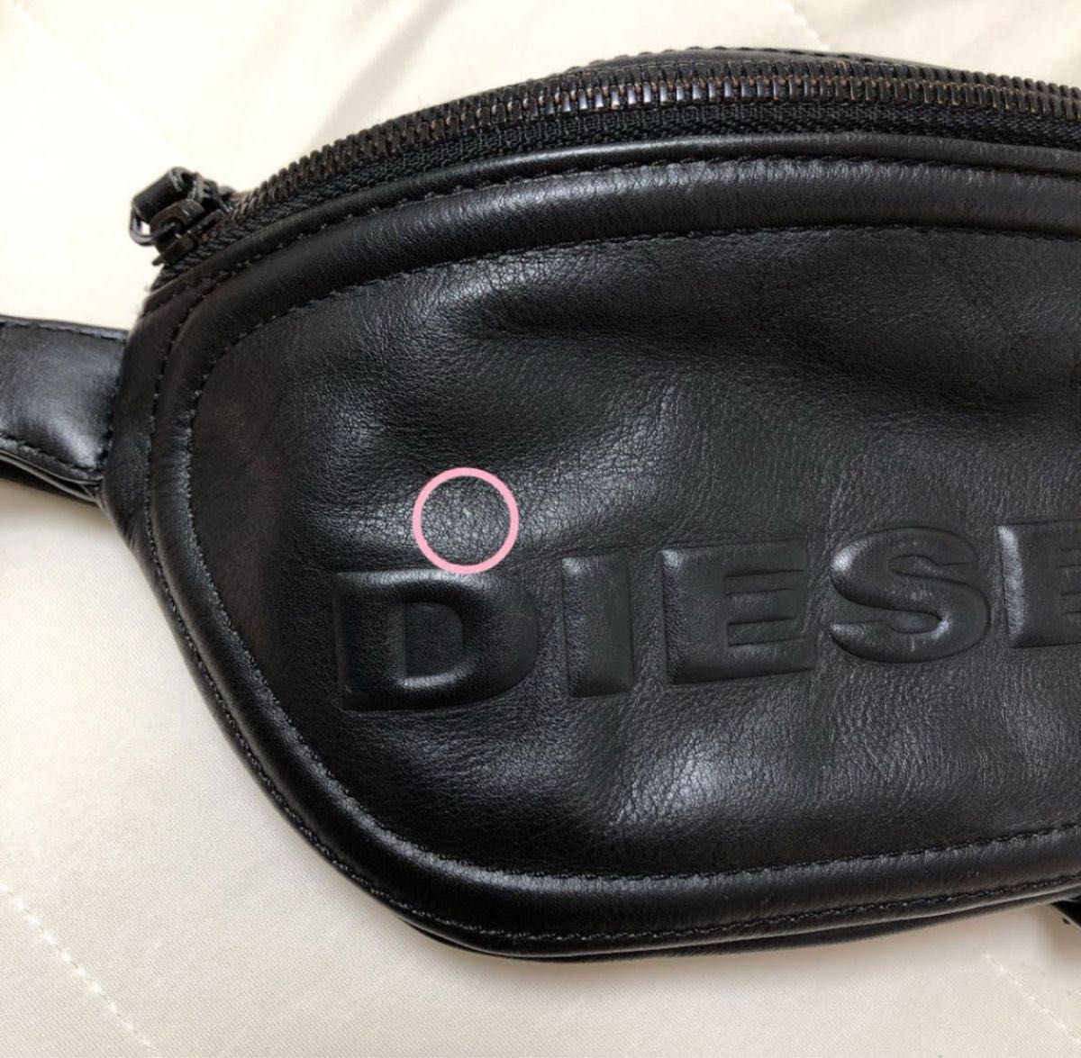 DIESEL ボディーバッグ 鞄 ショルダーバック 黒 ブラック