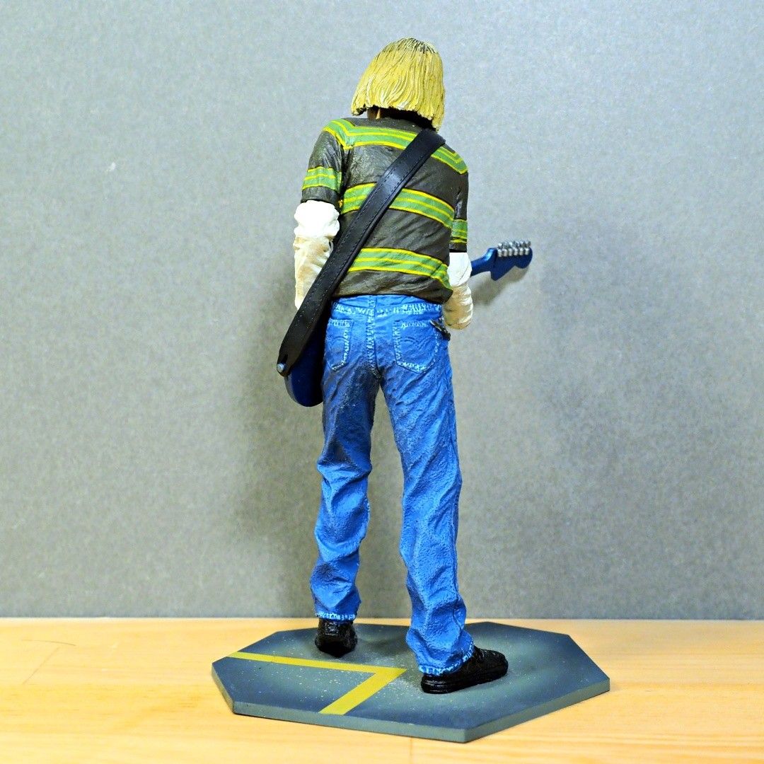 カート・コバーン 7インチアクションフィギュア Kurt Cobain カート・コバーン 7インチアクションフィギュア Kurt Cobain