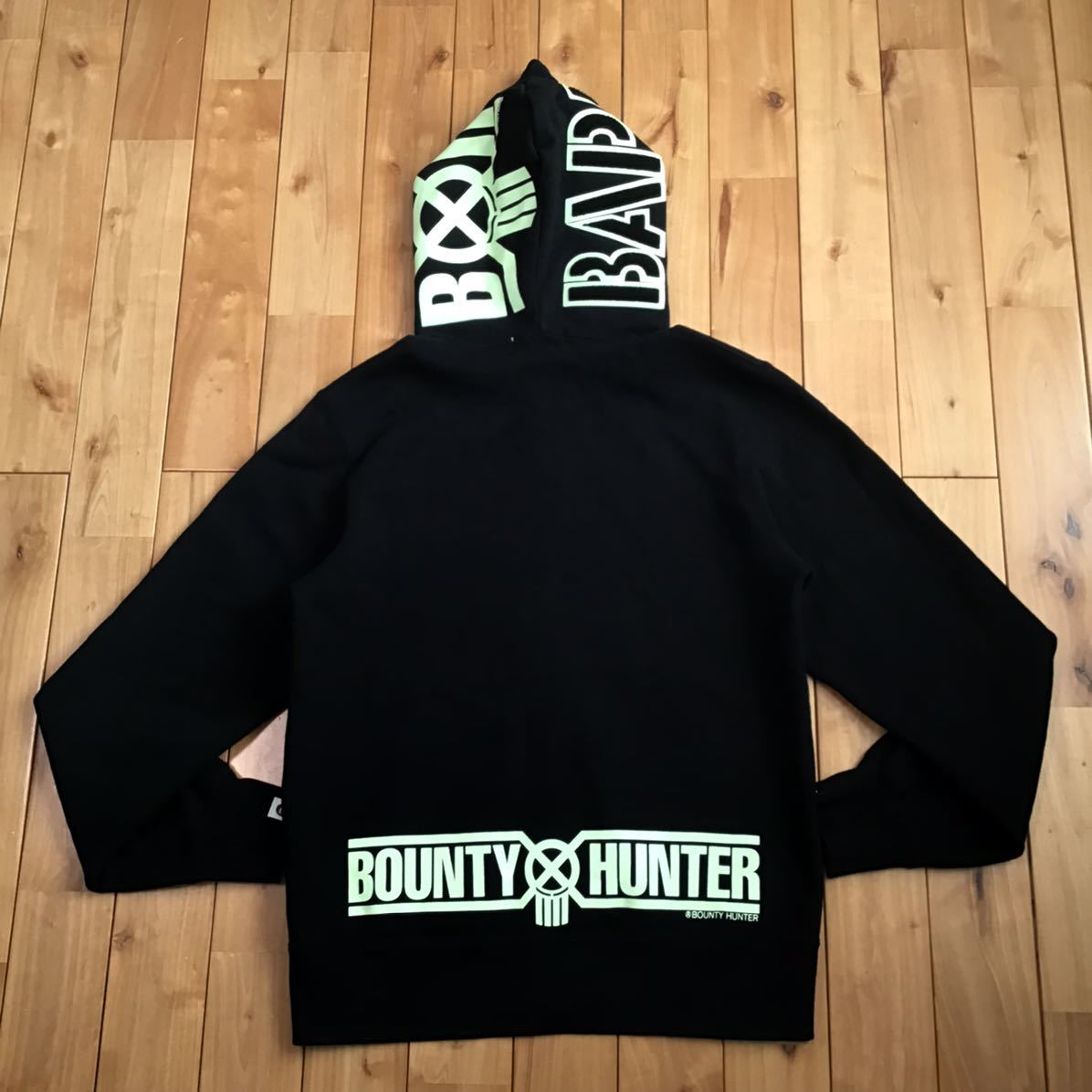 ★蓄光★ BOUNTY HUNTER BAPE mad shark full zip hoodie Lサイズ シャーク パーカー a bathing ape バウンティハンター ベイプ z046_画像3