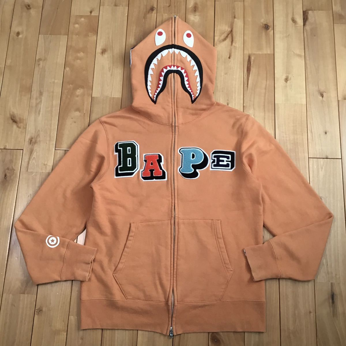 BAPE logo multi fonts シャーク パーカー Lサイズ orange shark full zip hoodie a bathing ape エイプ ベイプ アベイシングエイプ i716_画像1