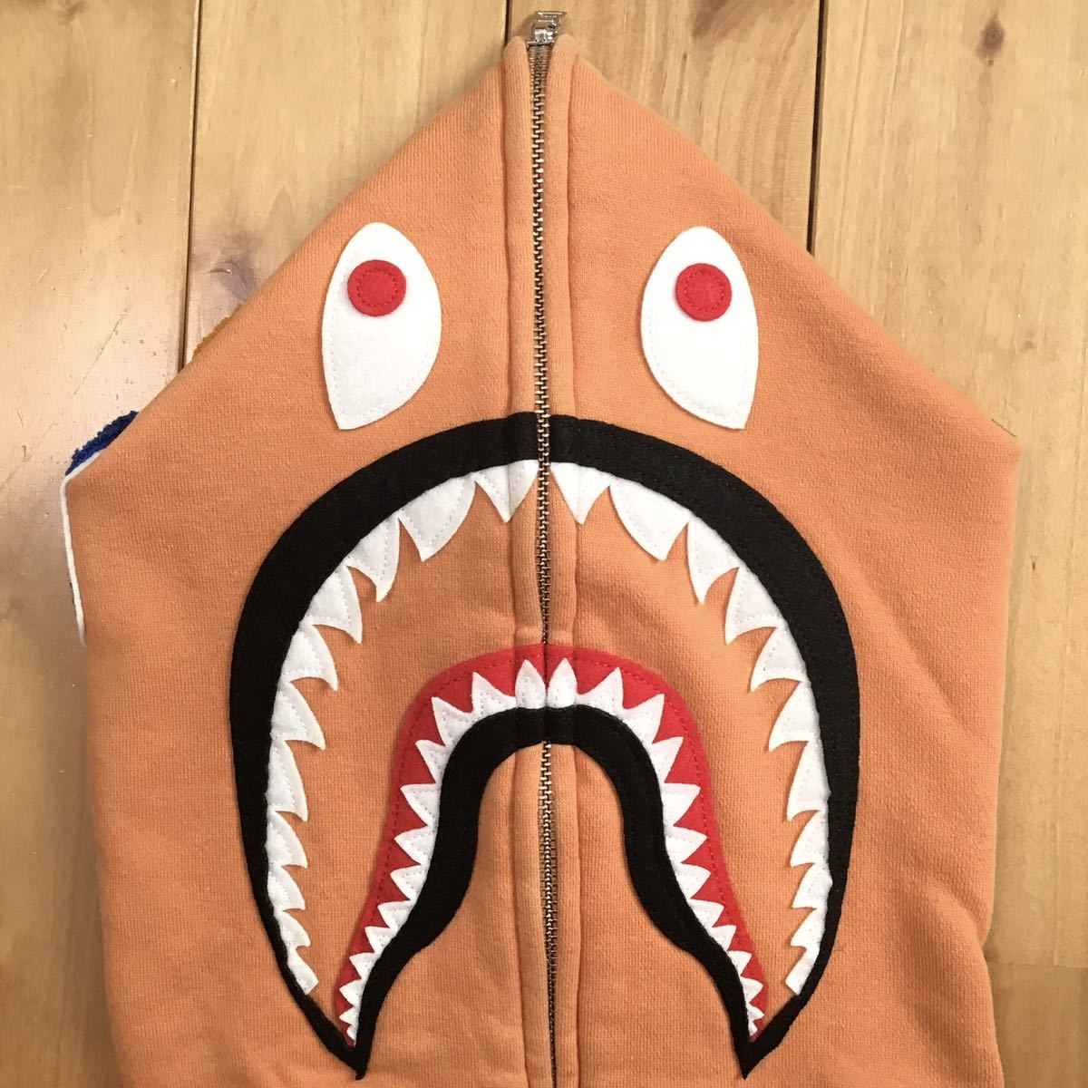 BAPE logo multi fonts シャーク パーカー Lサイズ orange shark full zip hoodie a bathing ape エイプ ベイプ アベイシングエイプ i716_画像4