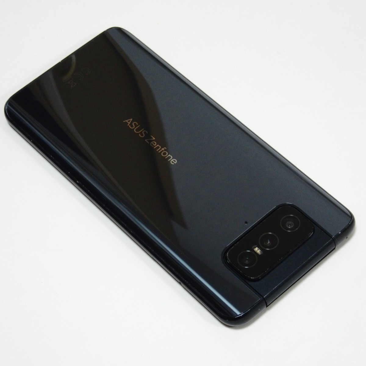 日本版 SIMフリー ASUS Zenfone 8 flip