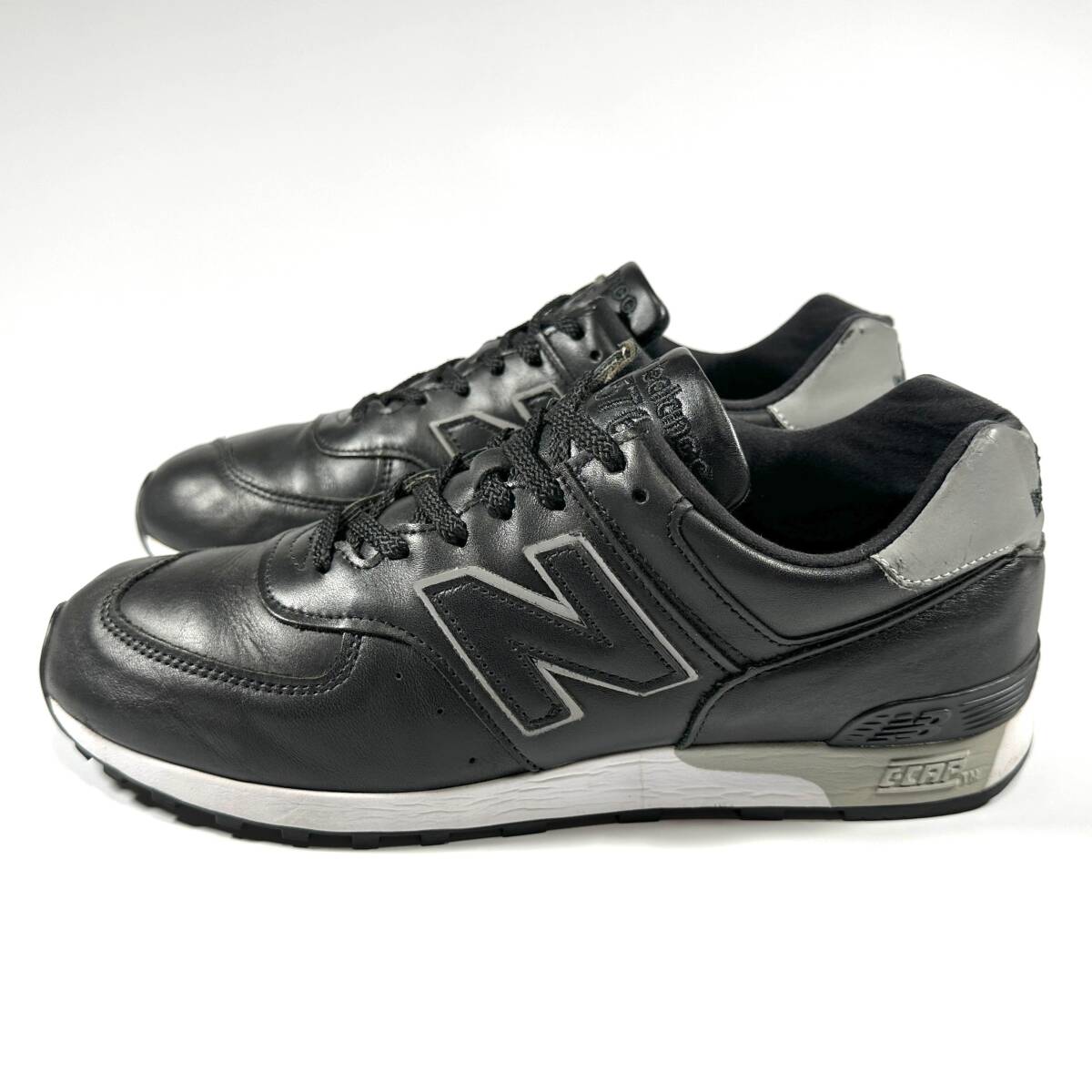 国内正規品 UK製 オールレザー NEW BALANCE M576KKL ブラック×グレー US8.5 26.5cm 中古イギリス英国製 NB 黒 スニーカー MADE IN ENGLAND_画像1