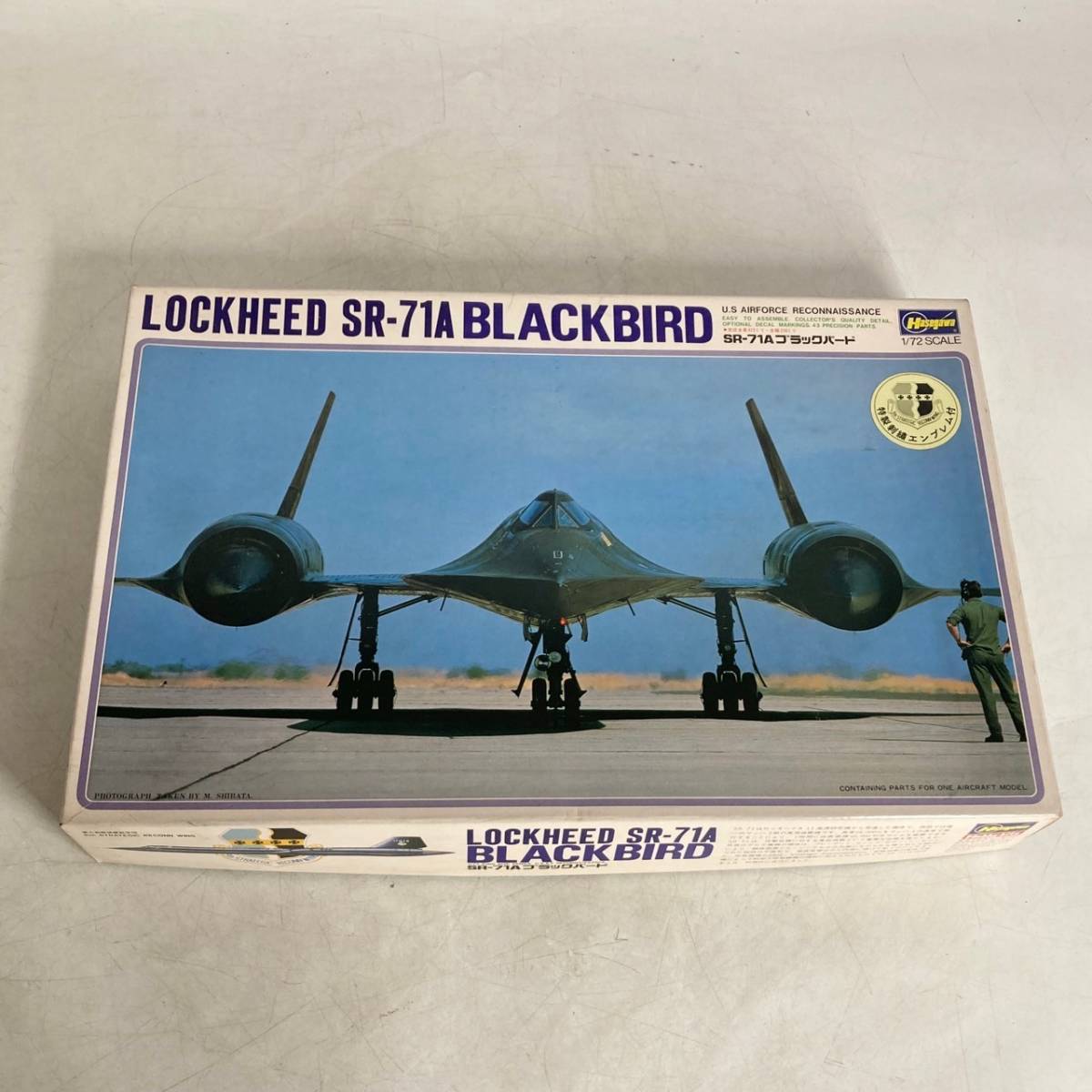 未組立　現状品　プラモデル　ハセガワ　ブラックバード　LOCKHEED SR-71A BLACK BIRD　1/72　軍用機　U.S AIRFORCE　K16　エンブレム付_画像1