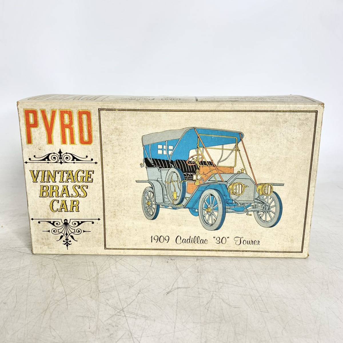 未組立 PYRO パイロ 1909 キャデラック Cadillac 30 Tourer VINTAGE BRASS CAR プラモデル C458_画像1