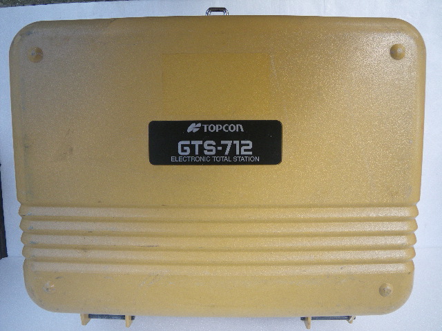 TOPCON GUPPY GTS-712 測角(水平.垂直)及び測距(水平.斜.垂直)確認済 多少スレ.傷.汚れ等有普通中古品 ピントもレンズも問題無 未校正品_画像10