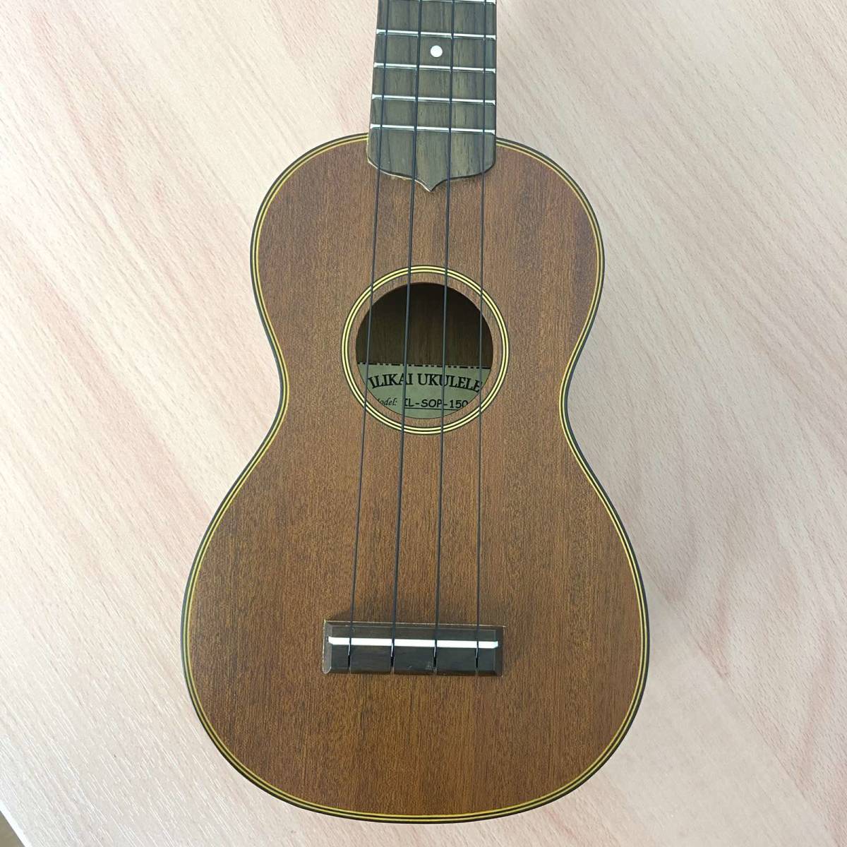 1円~「中古美品」ILIKAI UKULELE ウクレレ IL-SOP-150 ケース付き 音楽 ギター コレクション 器材 ジャンク品 Y122_画像2