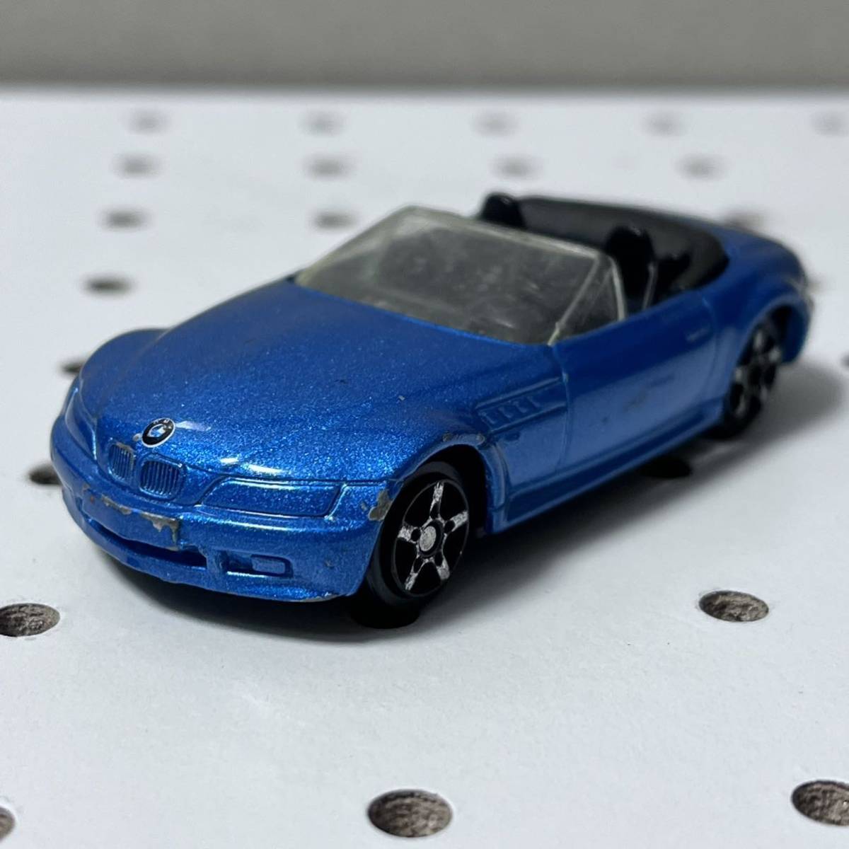 トミカサイズ　BMW Z3 ルース_画像1