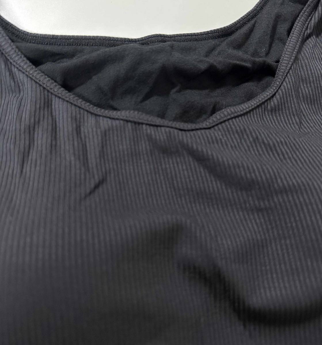 新品 2枚 L ★ ATSUGI アツギ Tシャツ ブラ リブ 2分袖 ブラック グレージュ ノンワイヤー インナー 肌着 下着 カップ付き Tシャツ ブラの画像5