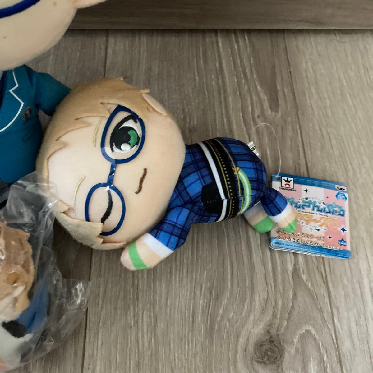 あんさんぶるスターズ ぬいぐるみ 3点 遊木真 もちもち あんさんぶるスターズ ぬいぐるみ 3点 遊木真 もちもち