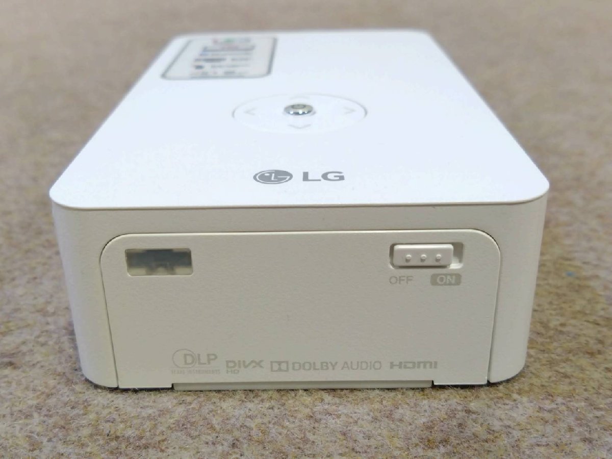 LGエレクトロニクス ホームプロジェクター PH30JG 250ルーメン バッテリー内蔵 ScreenShare対応 Bluetooth音声機能 三脚不要自立タイプ_画像3