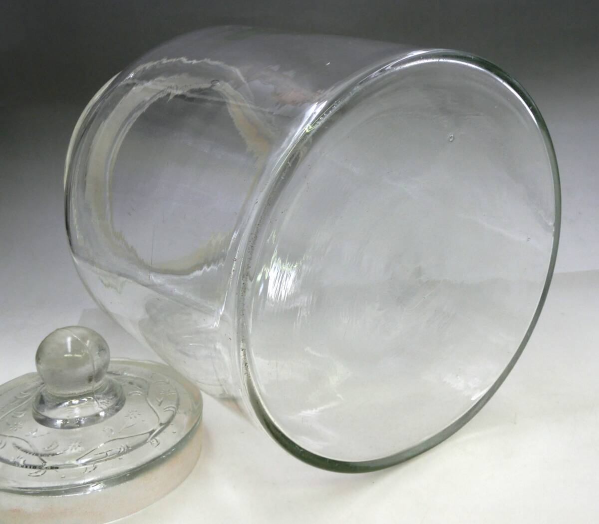 蔵出し うぶ出し 時代物 古いガラス瓶 硝子瓶 ガラス瓶 気泡ガラス 歪み 吹きガラス ガラスポット 意匠登録 検索：ビンテージ 古玩 #2の画像7
