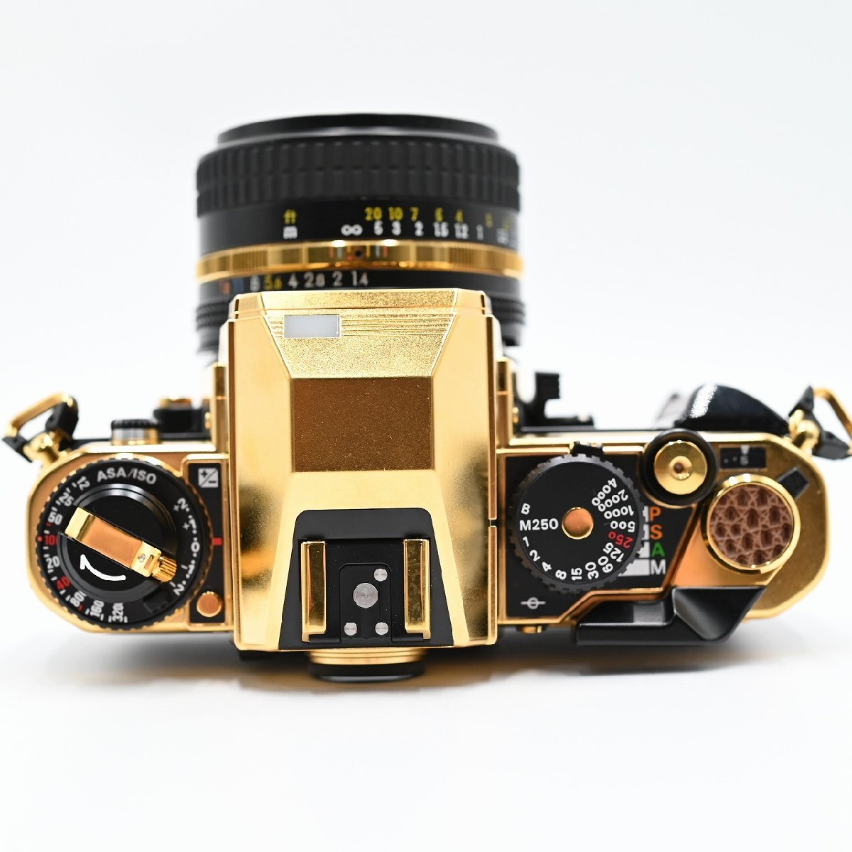 【超希少フィルムカメラ】Nikon FA GOLD GRAND PRIX 84 Ai-s 50mm f1.4 ニコン MFフィルムカメラ MF単焦点レンズ フィルムカメラ_画像7