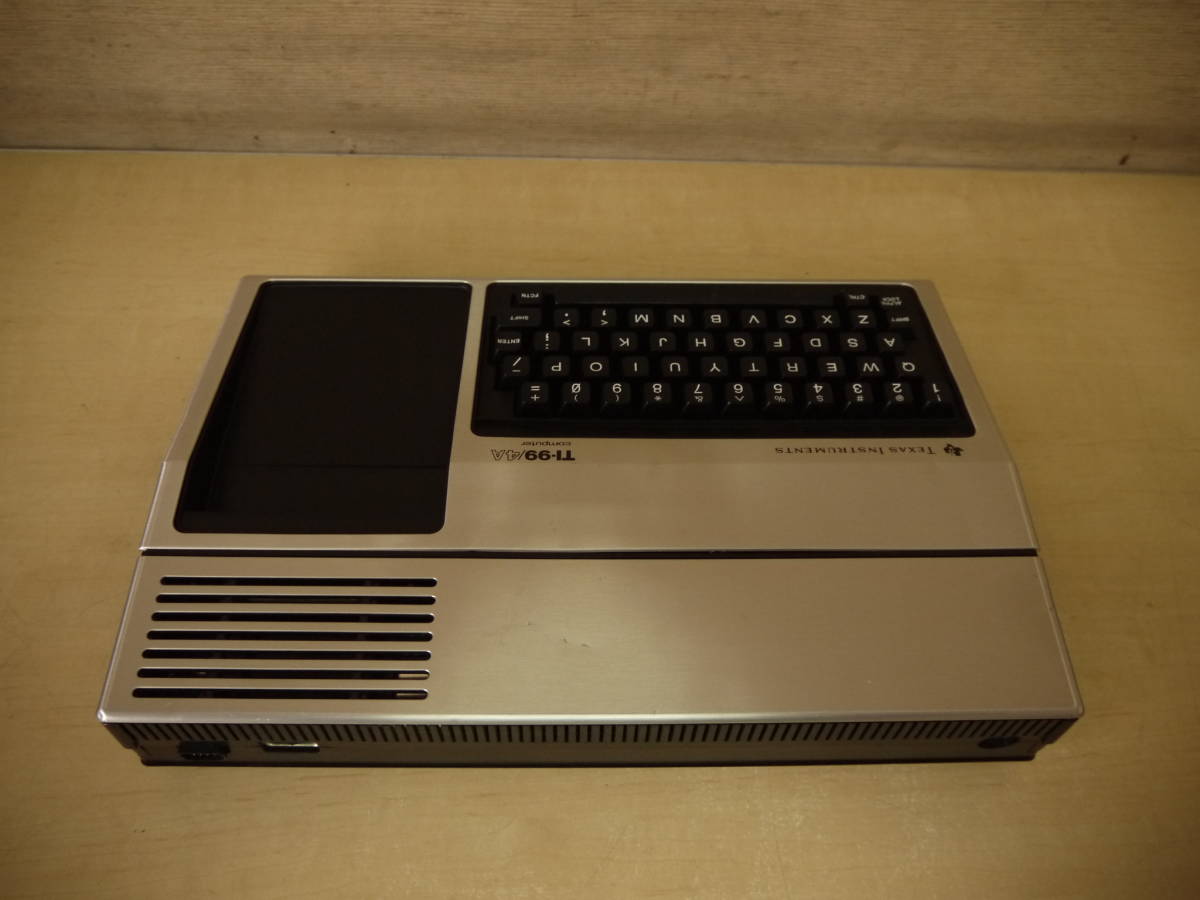 Texas Instruments TI-99/4A Computer NO.PH0004A 本体のみ 動作未確認_画像7