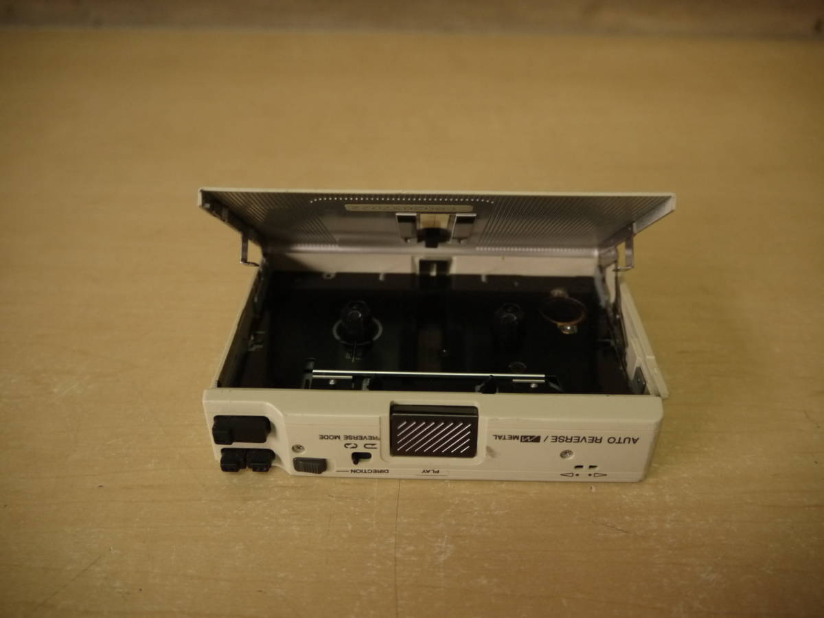 AIWA CassetteBoy HS-PC20 ポータブルカセットプレーヤー 本体のみ 動作未確認_画像3