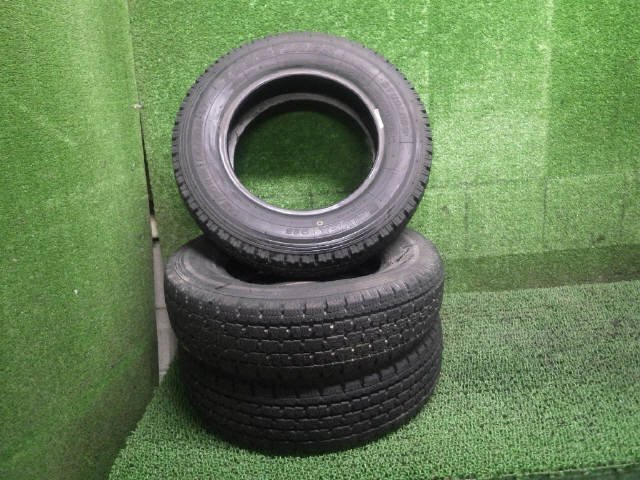 タイヤ 個人宅発送不可 トーヨー スタッドレス DELVEX 145/80R12 80/70N LT ３本 [ZNo:06001120]