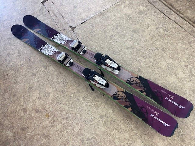 1▲902中古品！スキーフリーライド【NORDICA(ノルディカ)/WildBelle(ワイルドベル)/2014】[154cm 126-84-112mm]