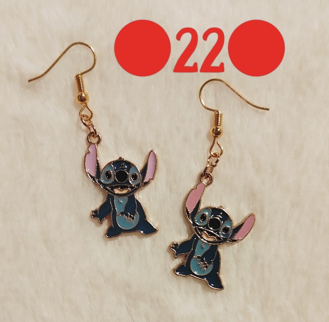 【No.22】ピアス＆キーホルダー 4点セット_画像1