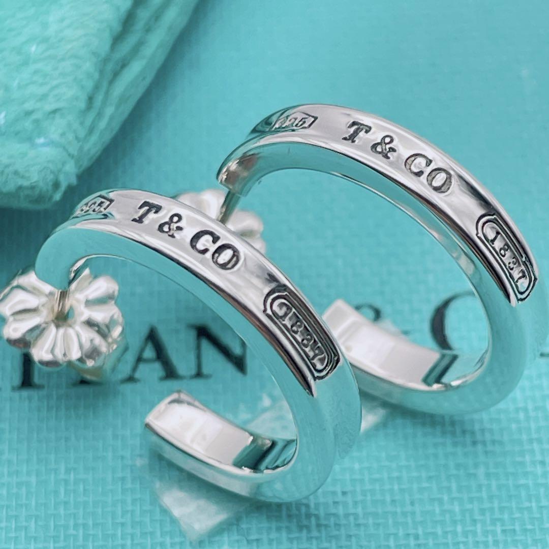 極美品】Tiffany & Co ピアス ナロー リング フープ|Yahoo 極美品】Tiffany & Co ピアス ナロー リング フープ|Yahoo