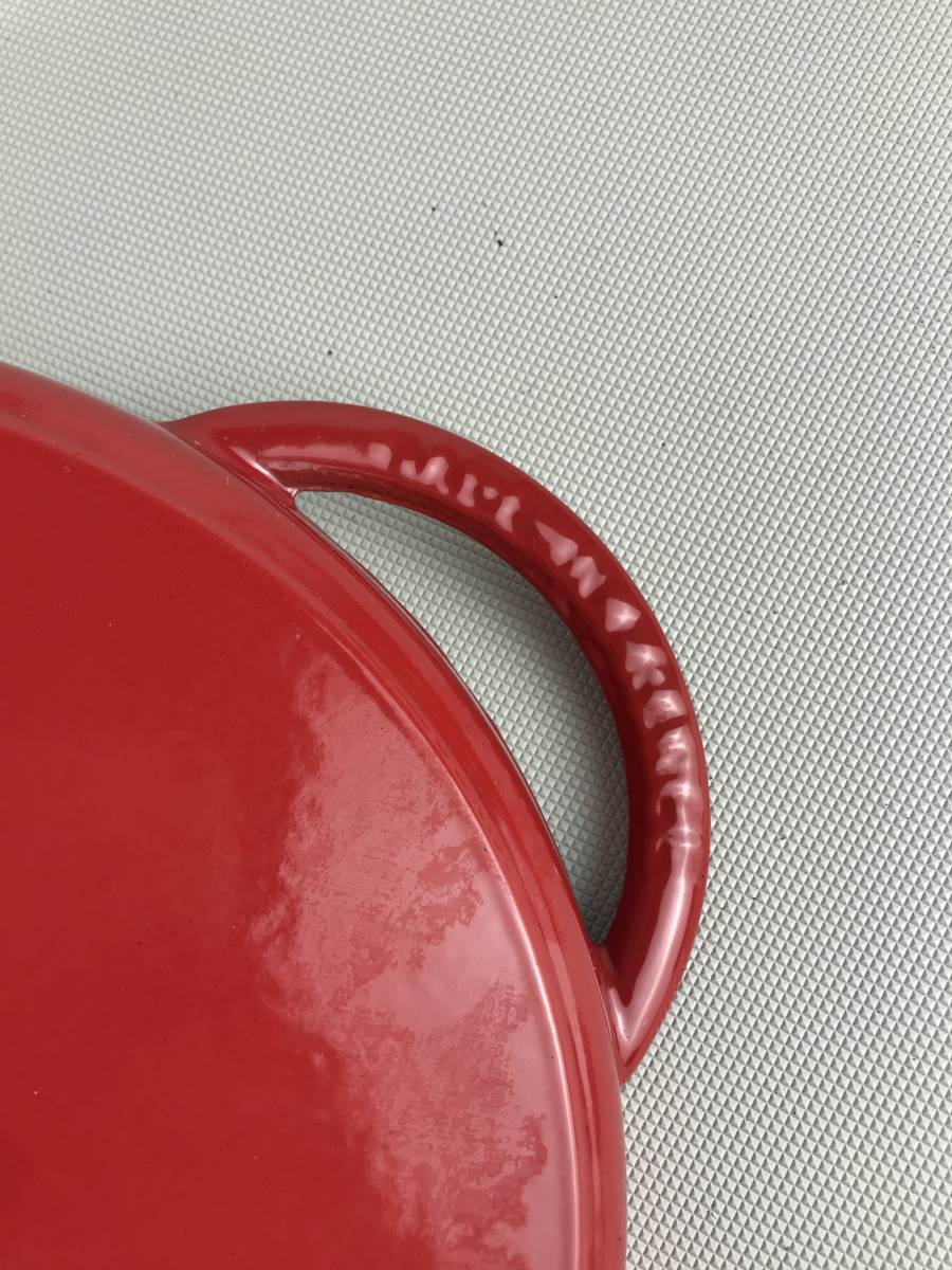 A9821*STAUB -stroke ub pure grill round two-handled pot grill pan horn low Cherry diameter approximately 27. height approximately 4. used 