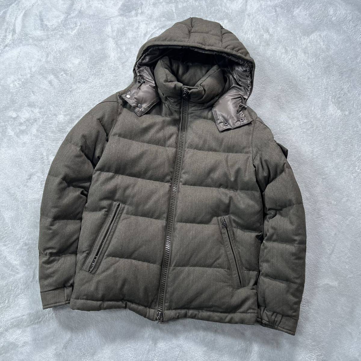 1円　美品　MONCLER モンクレール　モンジュネーブル　ダウンジャケット　カーキ　0サイズ　6982_画像1