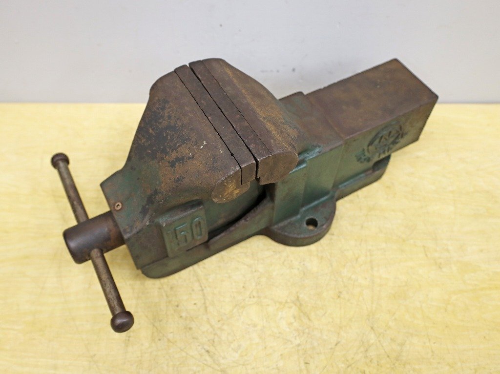 5186B24 ナベヤ 万力 150 バイス 固定器具 作業工具 保持|ooo 5186B24 ナベヤ 万力 150 バイス 固定器具 作業工具 保持|ooo