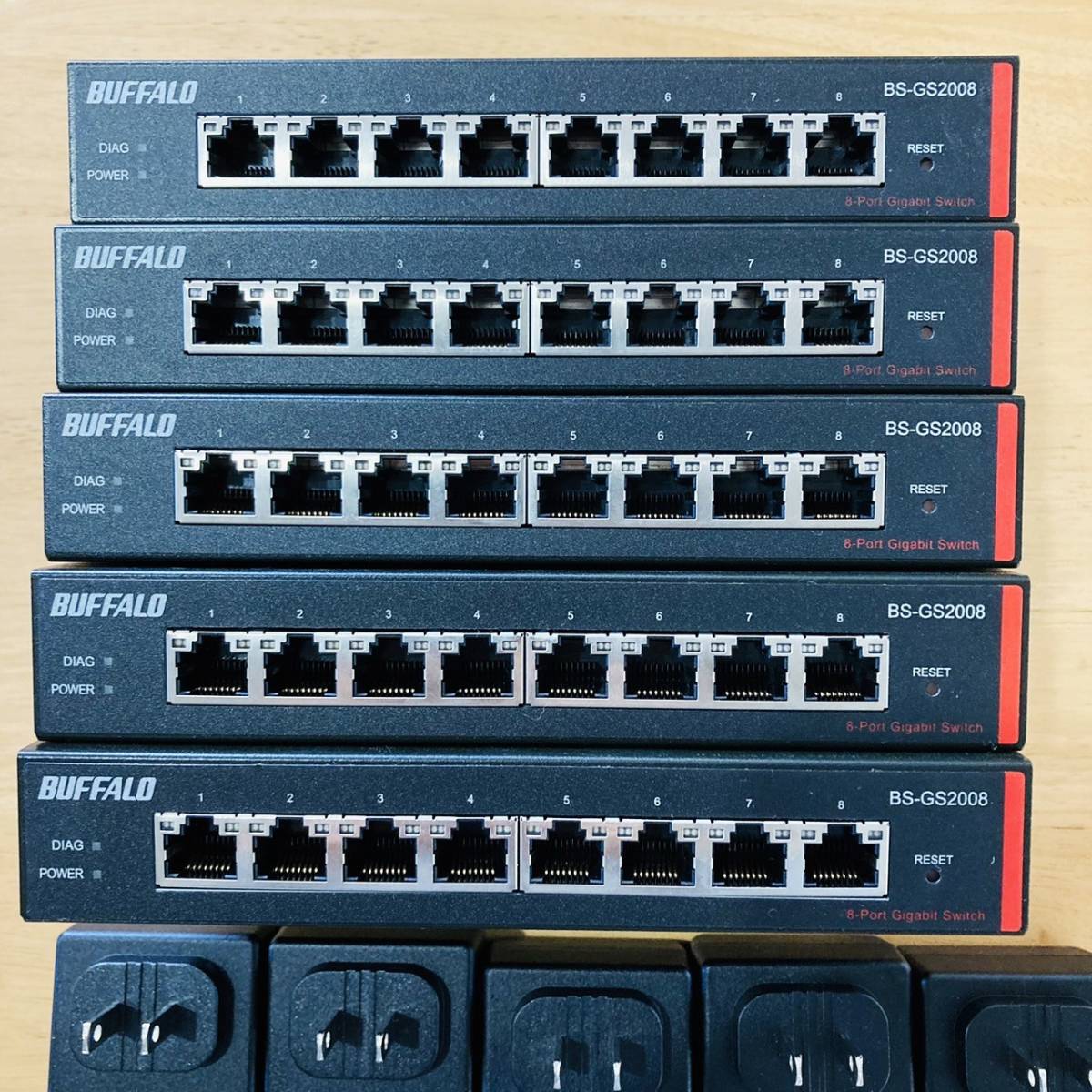 912【５台セット】BUFFALO BS-GS2008 スイッチ switch 8ポート BS-GS20シリーズ SNMP VLAN QoS機能 ファンレス ネットワーク バッファロー_画像2