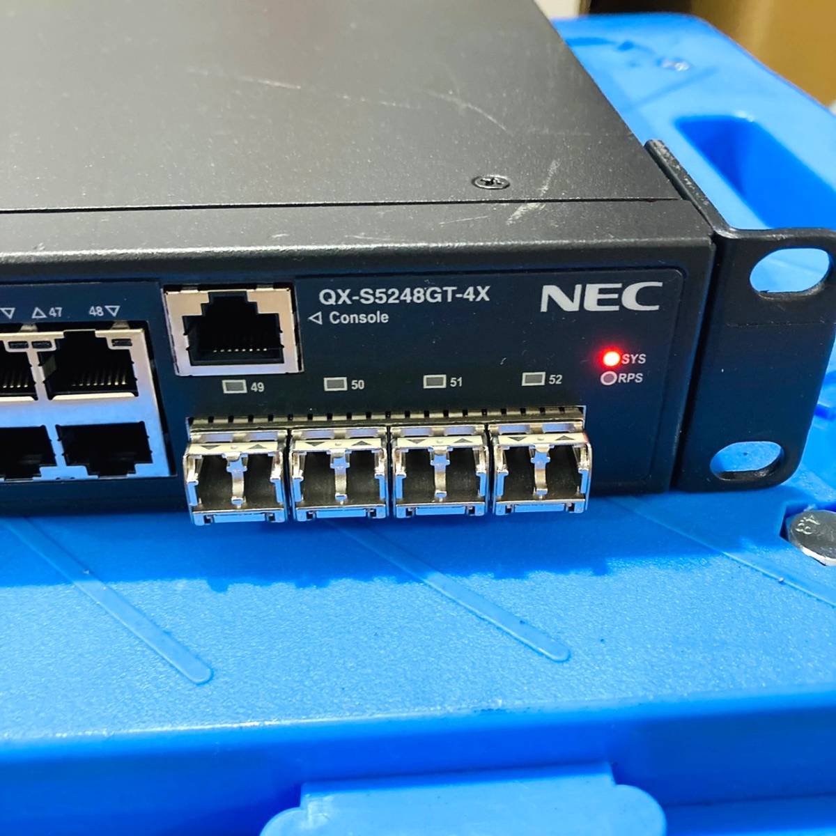 272【通電OK】NEC QX-S5248GT-4X 1GbE レイヤ2 スイッチ switch 48ポート SFP+ リングプロトコル IRFスタック 10GbEアップリンク_画像2