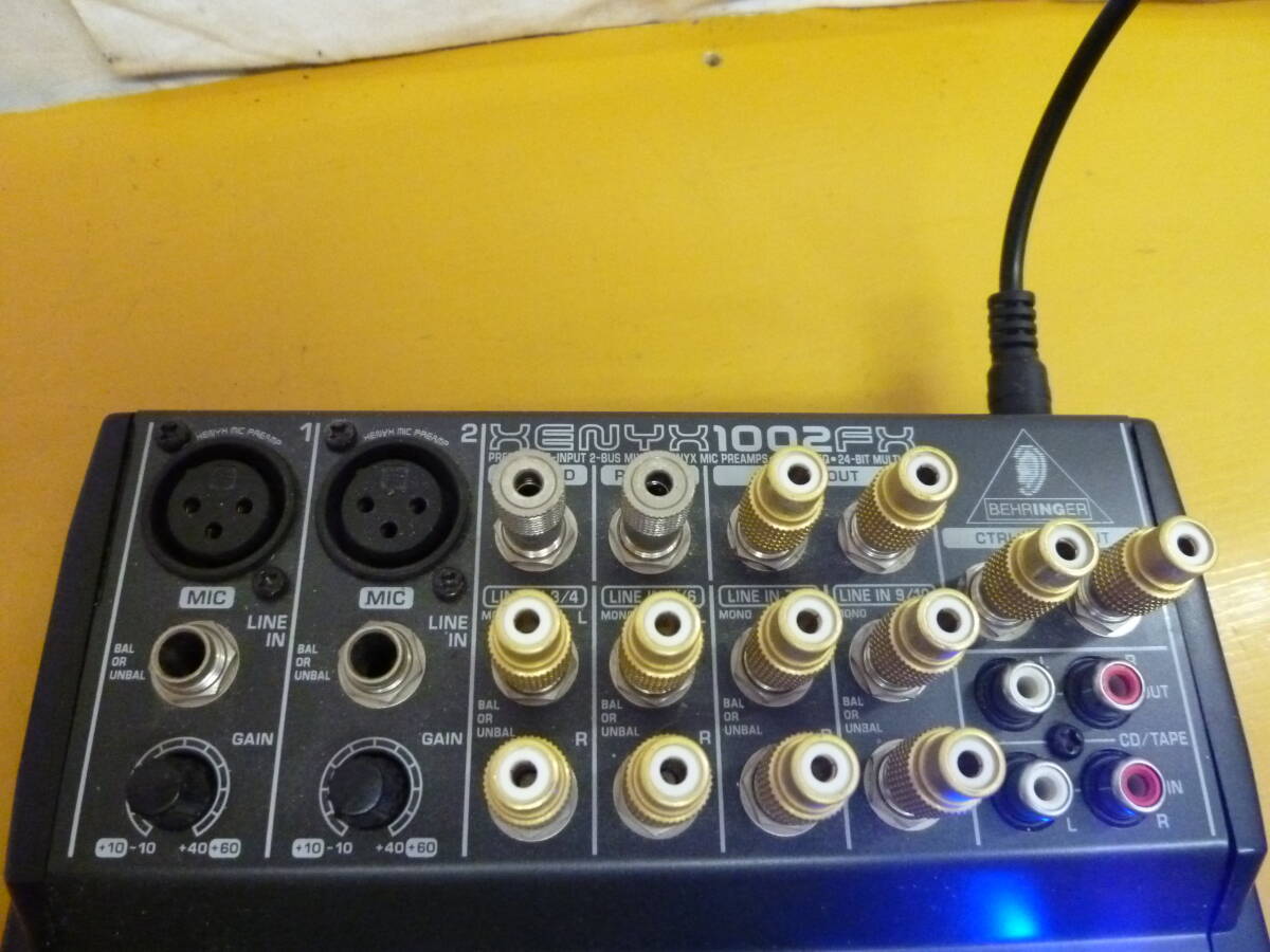 BB562 BEHRINGER ベリンガー アナログミキサー XENYX 1002FX 10ch コンパクト 音響機器 通電確認済 /100_画像4