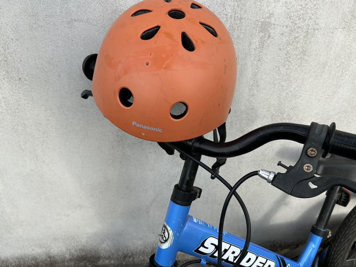 STRIDER ストライダー ペダル付 キックバイク ランニングバイクストライダー 子供用自転車 14x 自転車 ブルー Panasonic ヘルメット付きの画像9